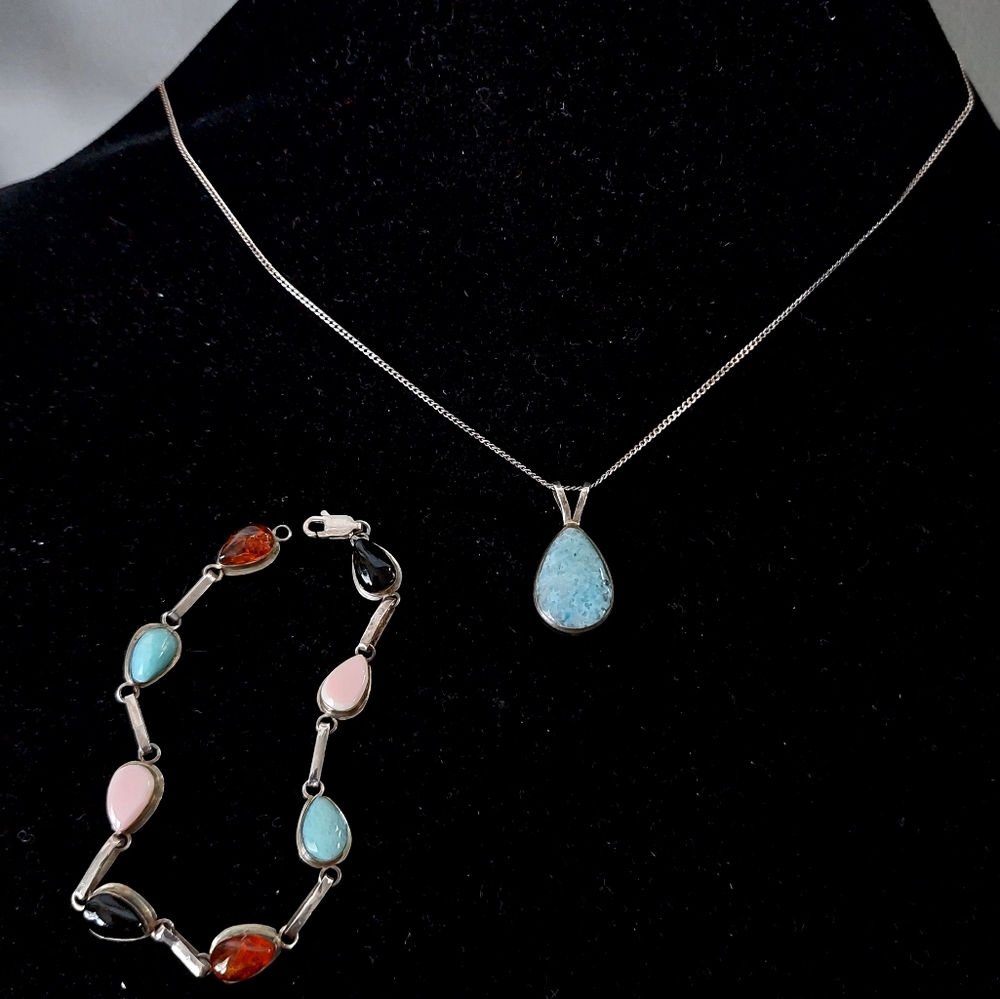 Sterling Silver Set of Necklace and Bracelet with  stones